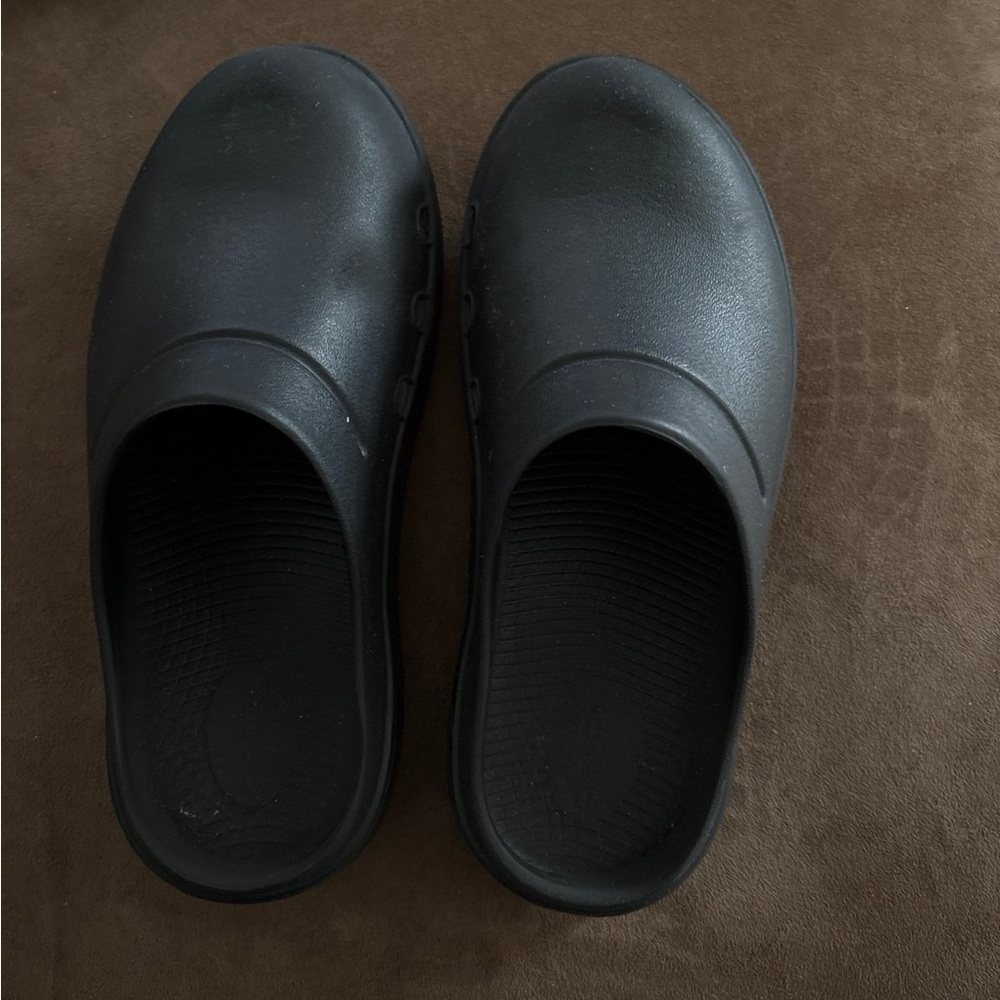 Women’s Black Slip-On Shoes